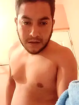 Travieso 21 online show from November 15, 2025, 2:15 am