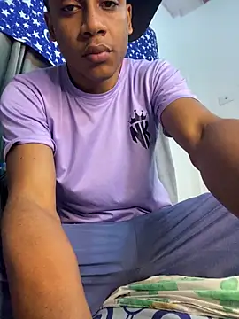 Snapshot of liam_Brooks9 chatting on February 12, 2026, 1:00 pm liam Brooks9 online show from February 12, 2026, 1:00 pm