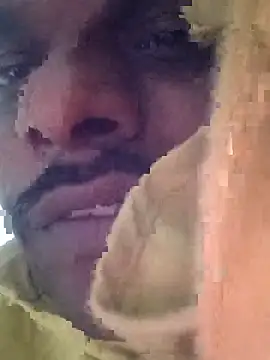 RNlov online show from October 19, 2025, 3:37 pm