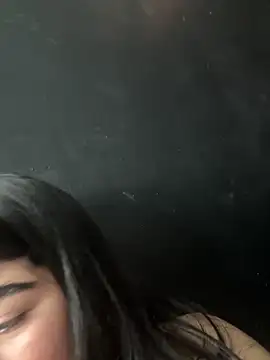 Snapshot of milky_denni chatting on May 6, 2026, 12:03 am milky denni online show from May 6, 2026, 12:03 am