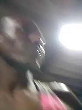 Snapshot of Mijoche9 chatting on January 13, 2026, 10:24 pm Mijoche9 online show from January 13, 2026, 10:24 pm