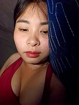 Squirrel-Pear online show from December 20, 2025, 10:23 pm