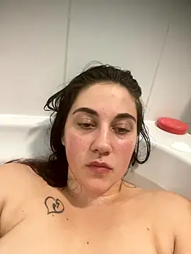 Snapshot of YourFrenchFeliciexo chatting on November 12, 2025, 8:01 pm YourFrenchFeliciexo online show from November 12, 2025, 8:01 pm