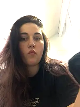 Snapshot of YourFrenchFeliciexo chatting on October 23, 2025, 3:32 pm YourFrenchFeliciexo online show from October 23, 2025, 3:32 pm