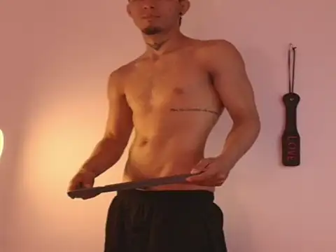 rosse  one online show from November 15, 2025, 7:07 pm