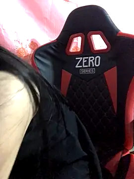 Kylie beem online show from October 28, 2025, 1:50 am