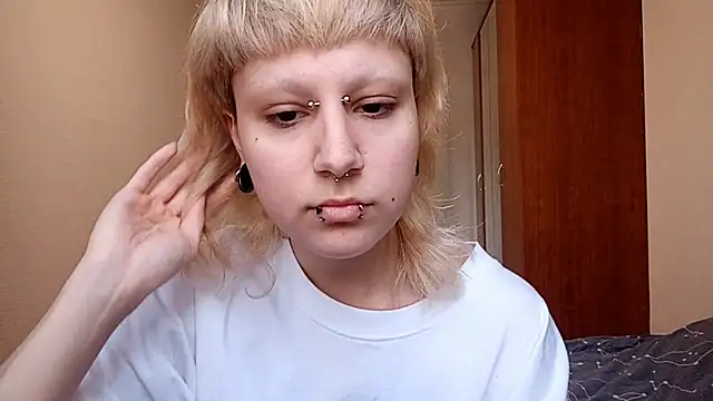 VetaBeghtol online show from October 31, 2025, 12:02 pm