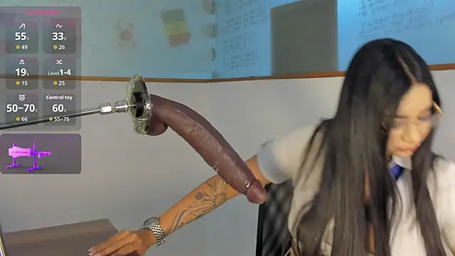 Snapshot of Juli_Casanova chatting on June 13, 2026, 4:43 am Juli Casanova online show from June 13, 2026, 4:43 am