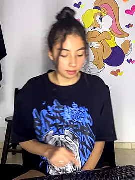 ShareeBax  online show from October 19, 2025, 3:31 am