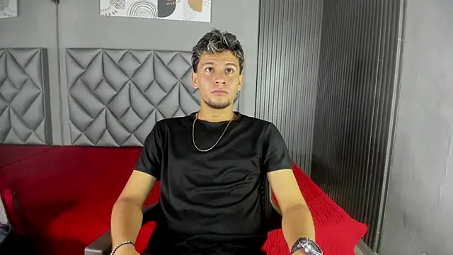 Alan-Smith1 online show from November 25, 2025, 7:36 pm