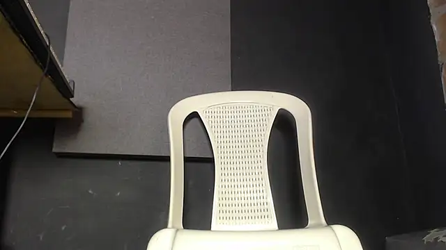 Anaconda larga online show from March 8, 2026, 4:21 pm