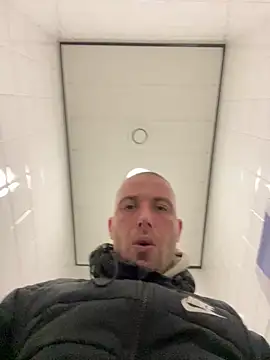 Rotteei1 online show from January 7, 2026, 9:58 am