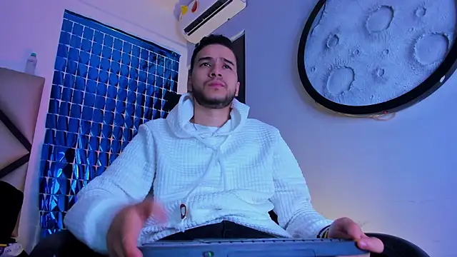 mike 257 online show from March 12, 2026, 11:25 am