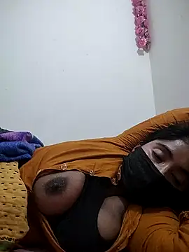 Hot Angle online show from November 27, 2025, 9:48 pm