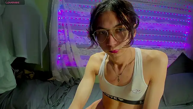 najimi uwu online show from November 10, 2025, 7:30 pm