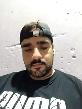 Snapshot of gusto14cm chatting on February 11, 2026, 4:29 pm gusto14cm online show from February 11, 2026, 4:29 pm