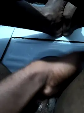 67yoki online show from November 14, 2025, 5:49 pm