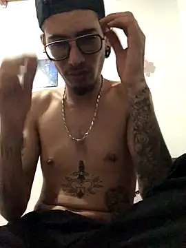 tian doyt69 online show from October 19, 2025, 8:55 pm