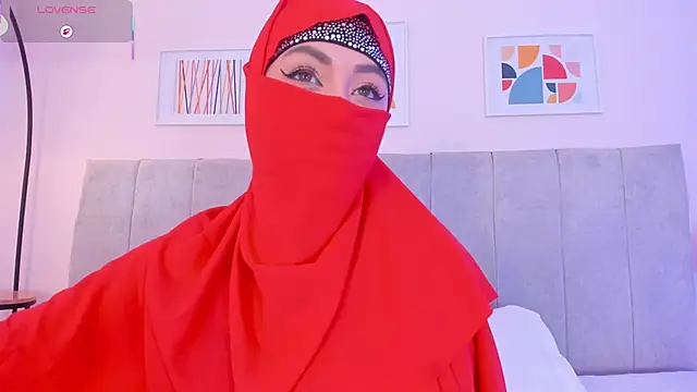 Snapshot of fatiima_ chatting on April 20, 2026, 7:04 pm fatiima online show from April 20, 2026, 7:04 pm