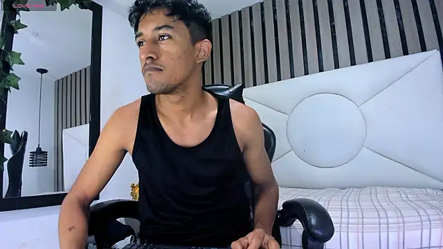 Natzuki 1 online show from February 17, 2026, 12:02 pm