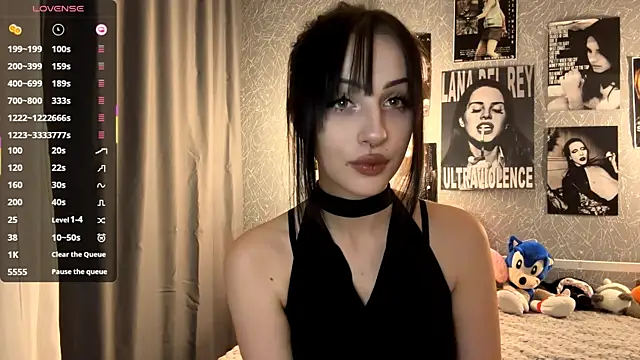 ForeTiff online show from November 25, 2025, 8:20 pm