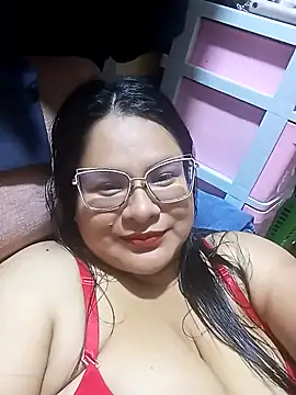 Snapshot of celeste122595 chatting on November 24, 2025, 3:06 am celeste122595 online show from November 24, 2025, 3:06 am