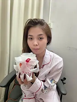 aaaaawhate online show from February 25, 2026, 11:10 am