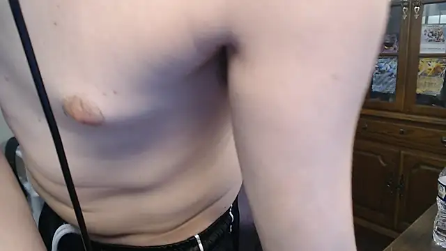 Snapshot of CasuallyCorrupt chatting on October 29, 2025, 10:31 pm CasuallyCorrupt online show from October 29, 2025, 10:31 pm