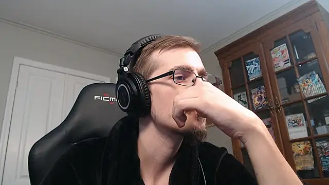 Snapshot of CasuallyCorrupt chatting on November 22, 2025, 1:15 am CasuallyCorrupt online show from November 22, 2025, 1:15 am