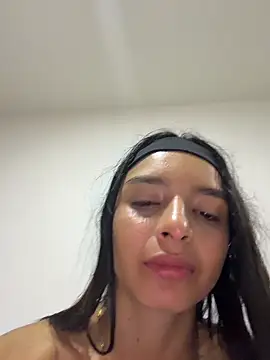 violeta365 online show from February 14, 2026, 3:18 am