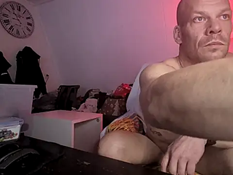 Snapshot of Kinky_Play1 chatting on January 18, 2026, 7:50 pm Kinky Play1 online show from January 18, 2026, 7:50 pm