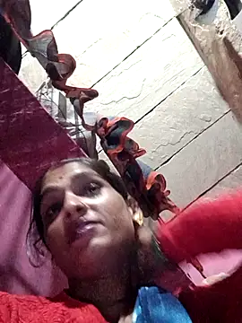 Snapshot of queen_sonam chatting on November 25, 2025, 5:13 pm queen sonam online show from November 25, 2025, 5:13 pm