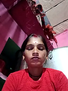 Snapshot of queen_sonam chatting on November 10, 2025, 11:10 pm queen sonam online show from November 10, 2025, 11:10 pm