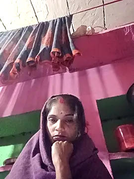 Snapshot of queen_sonam chatting on November 28, 2025, 4:29 pm queen sonam online show from November 28, 2025, 4:29 pm