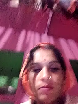 Snapshot of queen_sonam chatting on November 26, 2025, 5:46 pm queen sonam online show from November 26, 2025, 5:46 pm