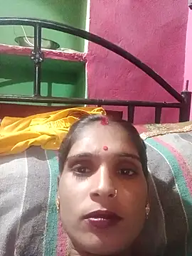 Snapshot of queen_sonam chatting on October 22, 2025, 9:53 am queen sonam online show from October 22, 2025, 9:53 am