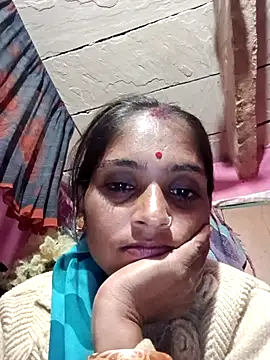 Snapshot of queen_sonam chatting on November 8, 2025, 3:48 pm queen sonam online show from November 8, 2025, 3:48 pm