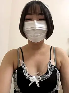 Yurika oO online show from November 7, 2025, 11:15 am