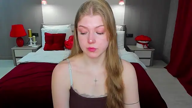 Stella Light online show from February 2, 2026, 4:22 am