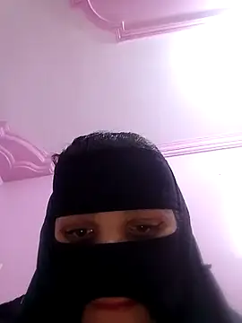 SandyAmr online show from February 26, 2026, 7:52 am