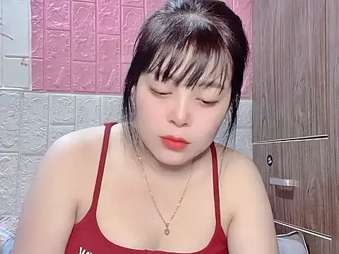 Butterfly kee online show from December 22, 2025, 1:55 pm