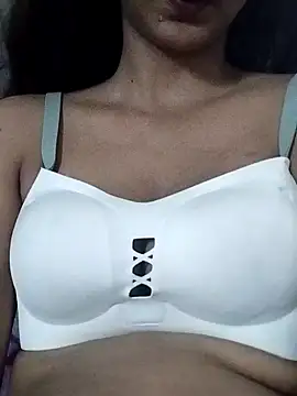 Aaliya BigBoobs 1 online show from June 5, 2026, 8:42 am