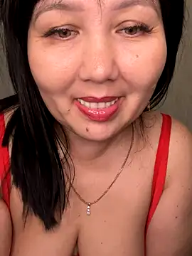 Love  Mom online show from October 20, 2025, 7:03 pm