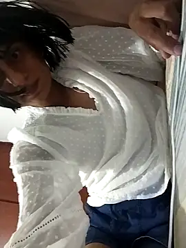 sophiasleepy1 online show from October 23, 2025, 6:17 pm