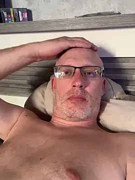 Cedric7653 online show from July 12, 2026, 6:42 pm