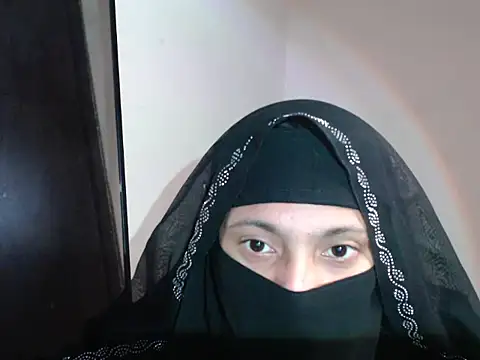 Snapshot of Hottie_hania chatting on November 11, 2025, 5:41 pm Hottie hania online show from November 11, 2025, 5:41 pm