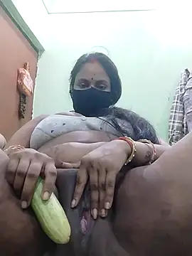 sexy 6hvhhh online show from April 8, 2026, 7:15 pm