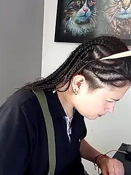 KittenMiss  online show from November 24, 2025, 7:25 pm