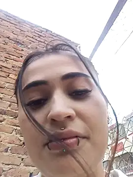 KittenMiss  online show from November 23, 2025, 8:19 pm