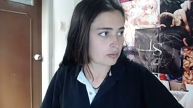 KittenMiss  online show from November 7, 2025, 8:02 pm